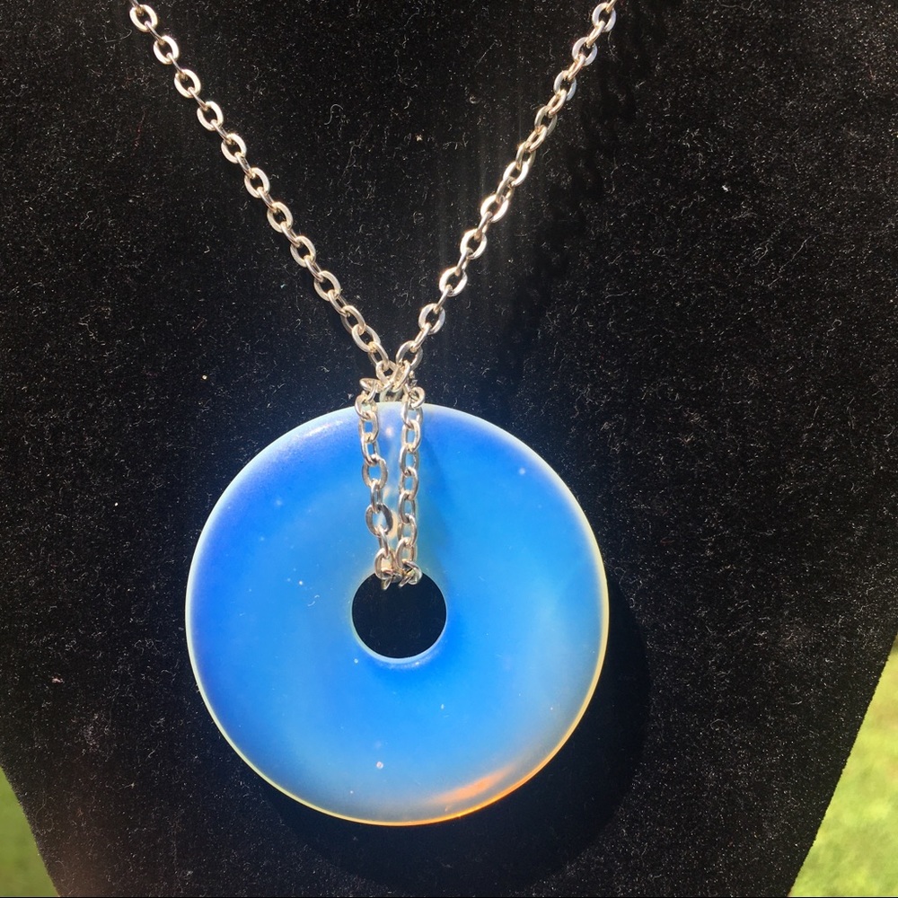 Vintage opalite necklace - Picture 5 of 10
